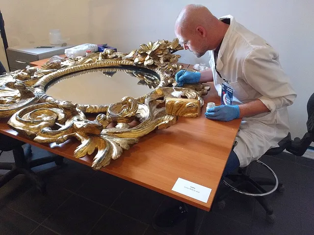 Gilded wall mirror